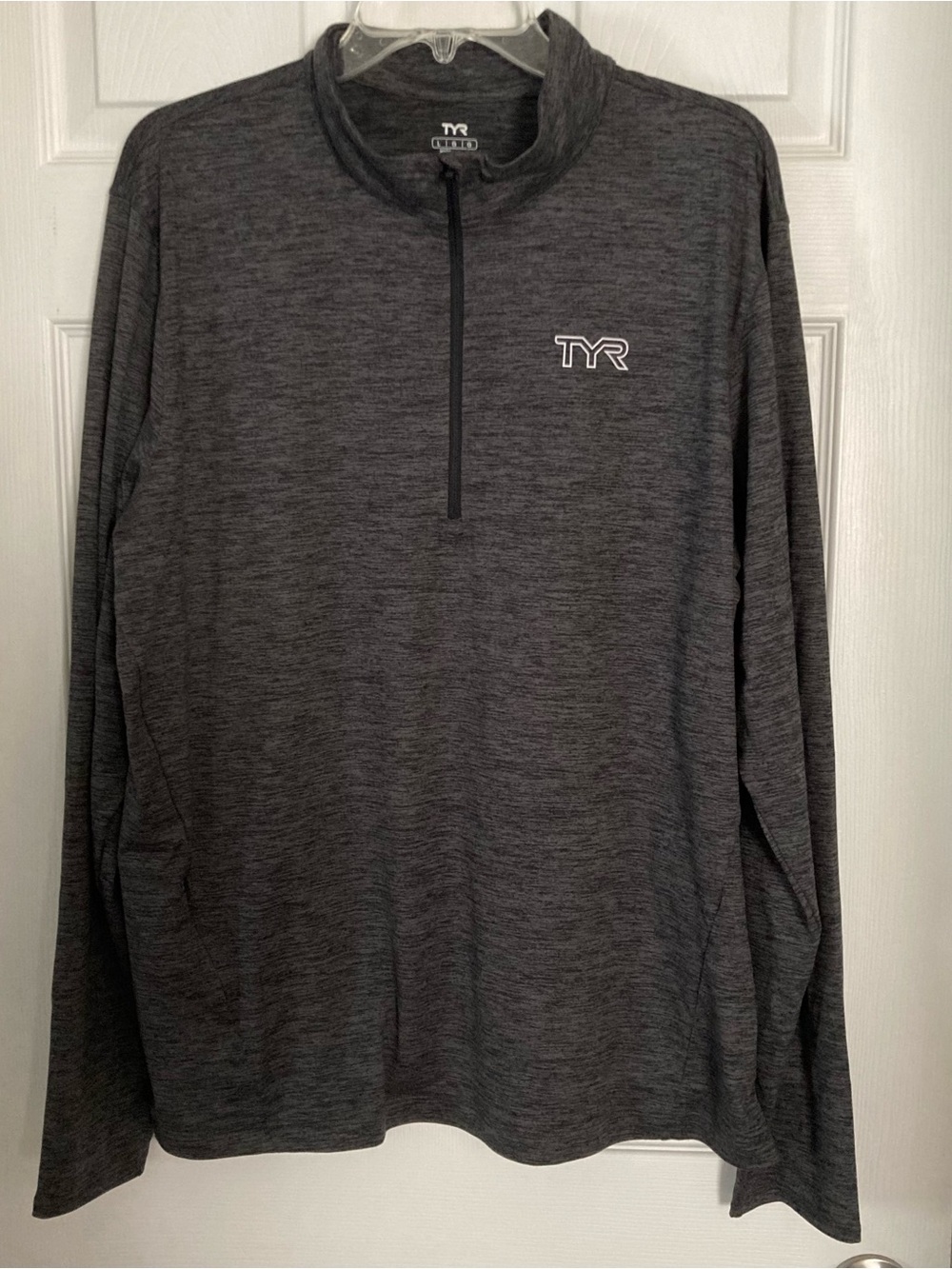 TYR Men's Charcoal Heather Gray Quarter Zip Long Sleeve Athletic Pullover